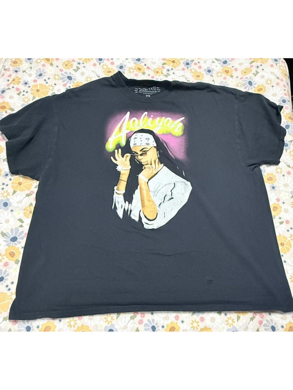 Aaliyah Graphic T-Shirt – Men’s 2XL 1074